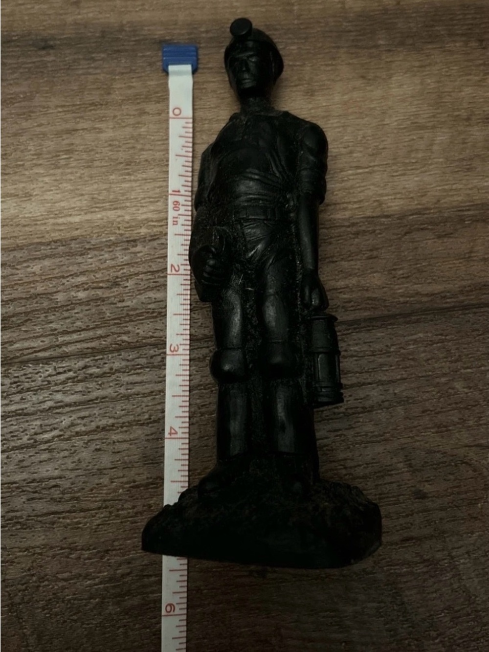 Kingmaker Handmade Small Statue Of A Miner Made In U.K.